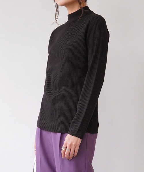 IAMUSE（アイアミューズ）の「モックネックネックリブニットトップス S0580【IAMUSE】（ニット/セーター・レディース・グレー/ブラック/モカ/ベージュ/モーブ系/オフホワイト/ブルーグレー・L/M）」の3枚目の写真