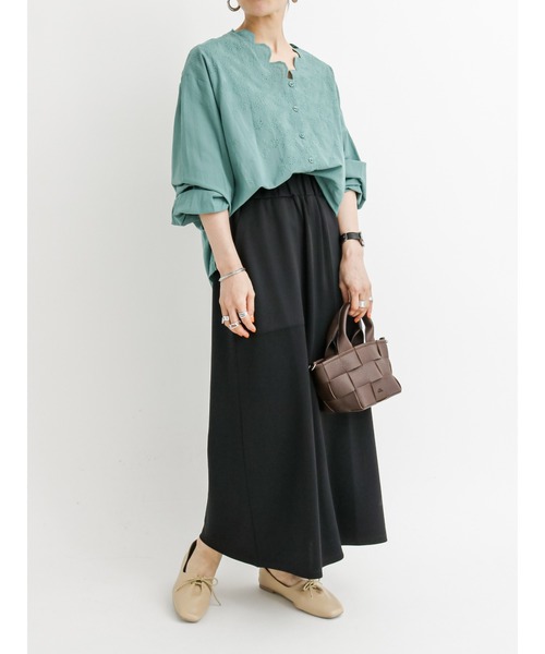 Samansa Mos2 blue（サマンサモスモスブルー）の「スカラップ刺繍ブラウス（シャツ/ブラウス・レディース・ブラック/グリーン/マスタード・ﾌﾘ-）」の15枚目の写真