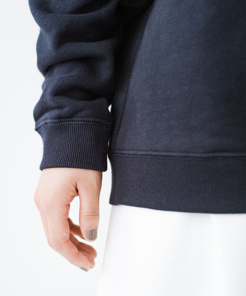 haco!（ハコ）の「しっかり裏毛が頼もしい！ ＰＢＰオーガニックコットンのワンポイントスウェット（ユニセックス）（スウェット・レディース・オフホワイト/ネイビー・1/2/3）」の13枚目の写真