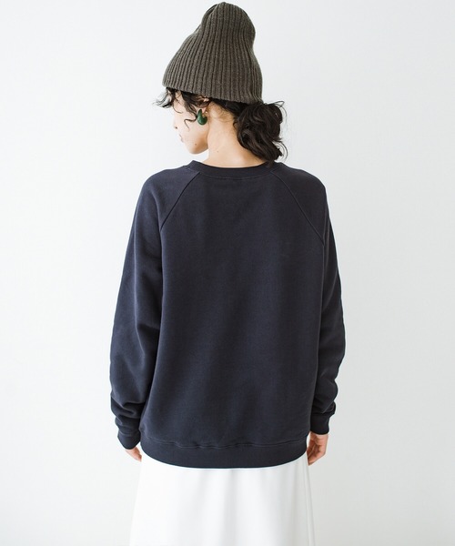 haco!（ハコ）の「しっかり裏毛が頼もしい！ ＰＢＰオーガニックコットンのワンポイントスウェット（ユニセックス）（スウェット・レディース・オフホワイト/ネイビー・1/2/3）」の20枚目の写真