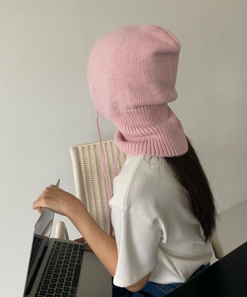 me+em select(ミームセレクト)の「※【 7色展開 】フード紐ニットフーディバラクラバ(ニットキャップ/ビーニー・レディース・ブラック/グリーン/アイボリー/ピンク/ブルー/ホワイト/パープル・FREE)」の7枚目の写真