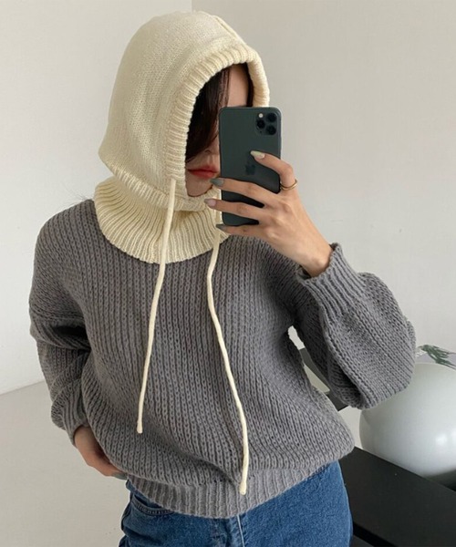 me+em select(ミームセレクト)の「※【 7色展開 】フード紐ニットフーディバラクラバ(ニットキャップ/ビーニー・レディース・ブラック/グリーン/アイボリー/ピンク/ブルー/ホワイト/パープル・FREE)」の3枚目の写真