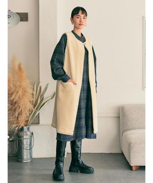 AMERICAN HOLIC（アメリカンホリック）の「ボアジレ（ダウンベスト・レディース・アイボリー/モカ・FREE）」の7枚目の写真