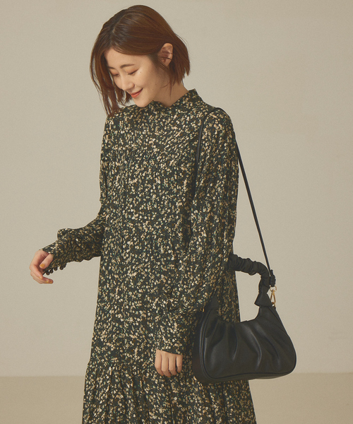 Abahouse Devinette(ドゥヴィネット)の「【Avancer】ちぢみハンドルバッグ(ハンドバッグ・レディース・グリーン/サックスブルー/ブラック・フリー)」の17枚目の写真
