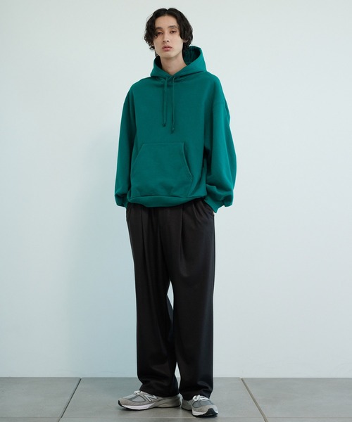 PUBLIC TOKYO（パブリックトウキョウ）の「極 リラックスフードプルオーバー/ユニセックス（パーカー・メンズ・ダークブルー/ブラウン/ブラック/グリーン/ベージュ/ダークグレー・1/3/2）」の8枚目の写真