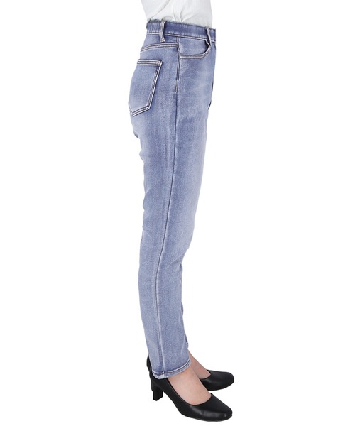 coca（coca）（コカ）の「起毛デニムテーパードパンツ（デニムパンツ・レディース・ライトブルー・S/M/L）」の6枚目の写真