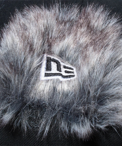 NEW ERA(ニューエラ)の「NEW ERA/ニューエラ キャップ トラッパー The Trapper NEW ERA ロゴ ブラック 13327570(キャップ・メンズ・ブラック・L)」の8枚目の写真