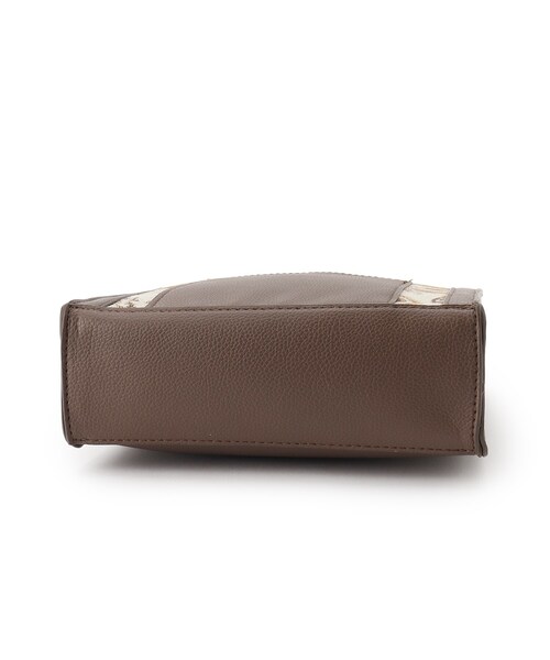 SHOO・LA・RUE(シューラルー)の「◆チェック/ジャカード柄スクエアショルダー(ショルダーバッグ・レディース・ブラック系1/ベージュ/ブラウン・00)」の18枚目の写真