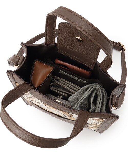 SHOO・LA・RUE(シューラルー)の「◆チェック/ジャカード柄スクエアショルダー(ショルダーバッグ・レディース・ブラック系1/ベージュ/ブラウン・00)」の5枚目の写真