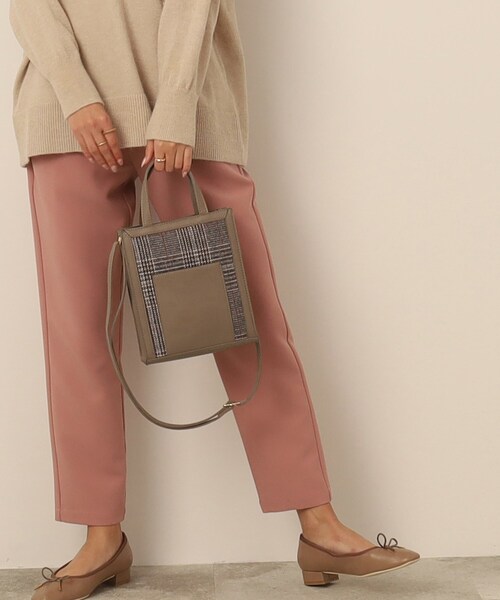 SHOO・LA・RUE(シューラルー)の「◆チェック/ジャカード柄スクエアショルダー(ショルダーバッグ・レディース・ブラック系1/ベージュ/ブラウン・00)」の19枚目の写真