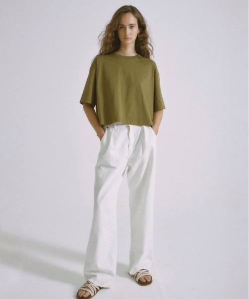 SAYAKADAVIS(サヤカディヴィス)の「【 SAYAKADAVIS / サヤカデイヴィス 】 Cropped Draped Back Tee / クロップドドレープバックTシャツ(Tシャツ/カットソー・レディース・ホワイト/ブラック/オリーブ・SMALL)」の17枚目の写真