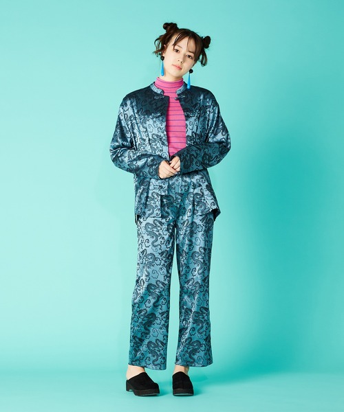 PUNYUS（プニュズ）の「ドラゴン柄チャイナシャツ（シャツ/ブラウス・レディース・ブラック/ブルー/グリーン/パープル・1/2/3/4）」の9枚目の写真