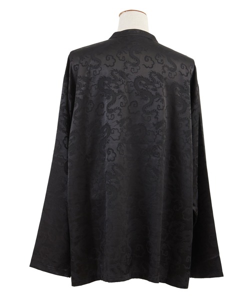 PUNYUS（プニュズ）の「ドラゴン柄チャイナシャツ（シャツ/ブラウス・レディース・ブラック/ブルー/グリーン/パープル・1/2/3/4）」の10枚目の写真