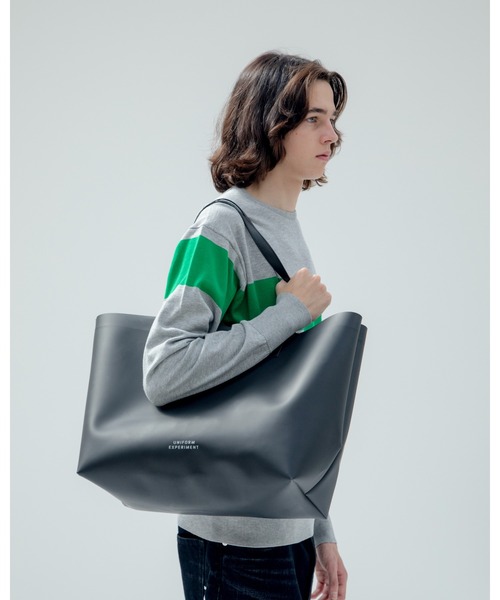 uniform experiment(ユニフォームエクスペリメント)の「WATERPROOF TOTE BAG(トートバッグ・メンズ・ブラック・FREE)」の5枚目の写真