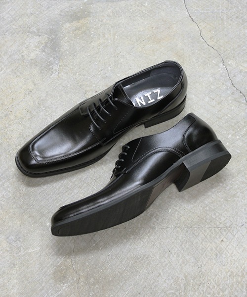 ZINC(ジンク)の「ZINC/本革ビジネスシューズ プレーントゥ ストレートチップ Uモカ(5871/5872/5873)(ドレスシューズ・メンズ・ブラウン系1/ダークブラウン系2/ブラウン系2/ブラウン系3/ブラック系3/ダークブラウン系3/ブラック系2/ブラック系1/ダークブラウン系1/ワイン系3/ワイン系2/ワイン系1・39/40/43/45/44/42/41/46)」の1枚目の写真