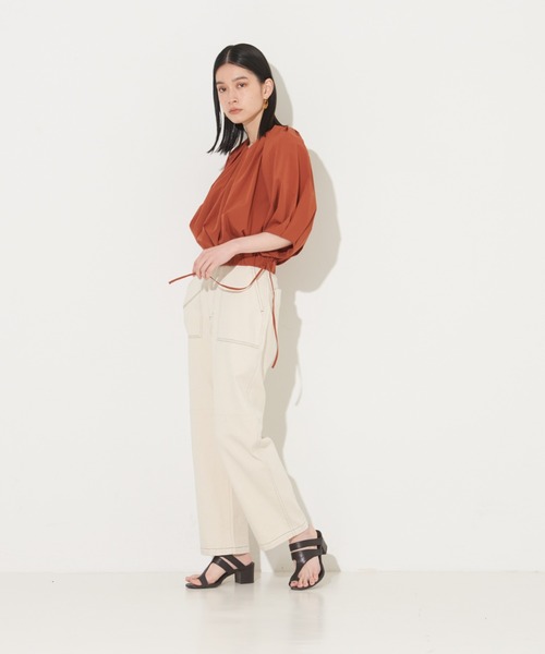 NOMINE(ノミネ)の「【前後着用可】ボリューム2WAYブラウス(シャツ/ブラウス・レディース・ブラック/グリーン/ダークオレンジ/ホワイト・フリー)」の10枚目の写真