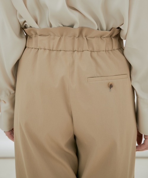 SALON adam et rope'（サロン アダム エ ロペ）の「コットンライクスタイルアップパンツ【洗える・UVケア・接触冷感】[XS～M3サイズ展開]（その他パンツ・レディース・ブラック/ベージュ/オフホワイト・M/S/X-SMALL）」の11枚目の写真