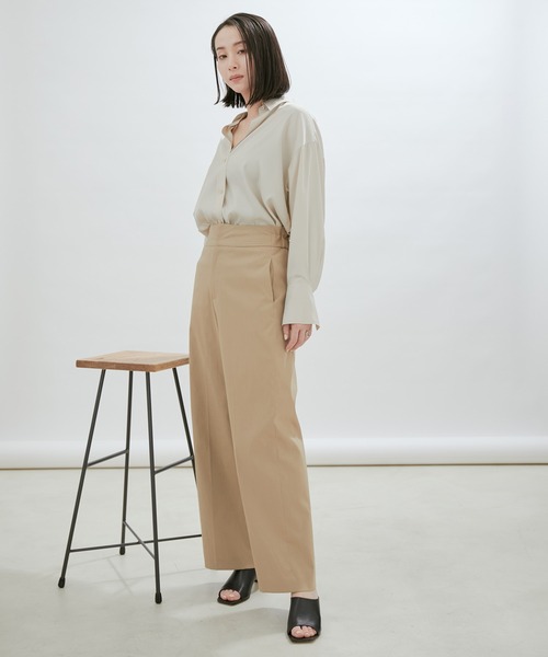 SALON adam et rope'（サロン アダム エ ロペ）の「コットンライクスタイルアップパンツ【洗える・UVケア・接触冷感】[XS～M3サイズ展開]（その他パンツ・レディース・ブラック/ベージュ/オフホワイト・M/S/X-SMALL）」の18枚目の写真