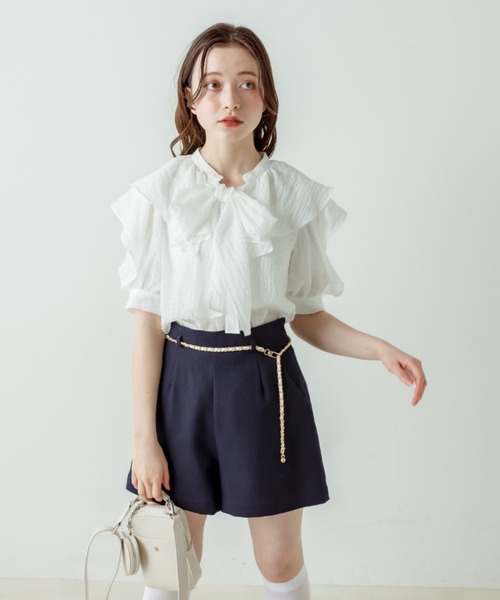 OLIVE des OLIVE（オリーブデオリーブ）の「ラッフルボウタイブラウス（シャツ/ブラウス・レディース・アイボリー/サックスブルー/オフホワイト・FREE）」の7枚目の写真