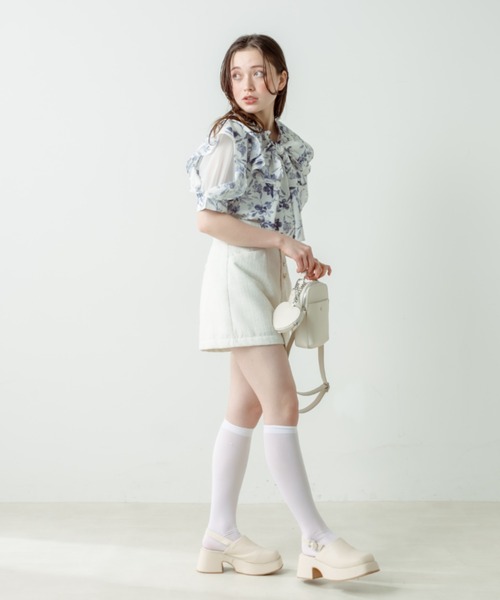 OLIVE des OLIVE（オリーブデオリーブ）の「ラッフルボウタイブラウス（シャツ/ブラウス・レディース・アイボリー/サックスブルー/オフホワイト・FREE）」の18枚目の写真