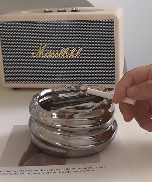 Made in I（メイドインアイ）の「モダンスタイルアッシュトレイ（アッシュトレイ/ライター・レディース・ホワイト/シルバー・FREE）」の10枚目の写真