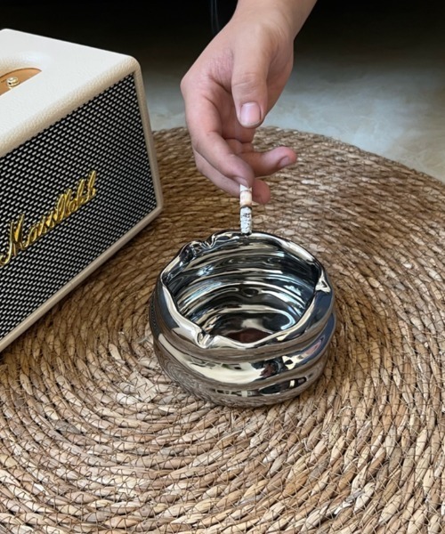 Made in I（メイドインアイ）の「モダンスタイルアッシュトレイ（アッシュトレイ/ライター・レディース・ホワイト/シルバー・FREE）」の8枚目の写真