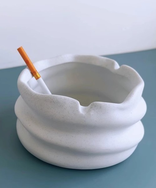 Made in I（メイドインアイ）の「モダンスタイルアッシュトレイ（アッシュトレイ/ライター・レディース・ホワイト/シルバー・FREE）」の15枚目の写真