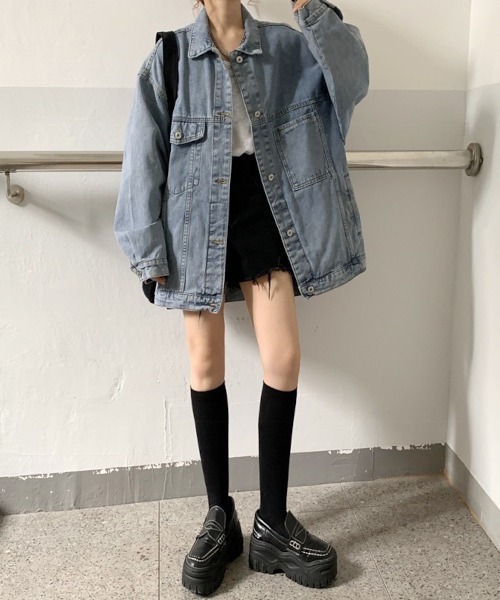 MASHIRO(マシロ)の「【MASHIRO】ビッグシルエットデニムジャケット(デニムジャケット・レディース・ブラック/ブルー・FREE)」の5枚目の写真
