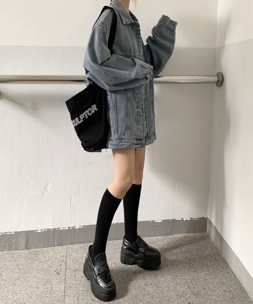 MASHIRO(マシロ)の「【MASHIRO】ビッグシルエットデニムジャケット(デニムジャケット・レディース・ブラック/ブルー・FREE)」の13枚目の写真