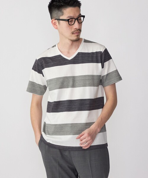 SHIPS(シップス)の「SHIPS: スペック ワイドボーダー/パネル Vネック Tシャツ(Tシャツ/カットソー・メンズ・ダークグリーン/グレー/ベージュ/ネイビー/ダークブルー・SMALL/MEDIUM/LARGE/X-LARGE)」の22枚目の写真