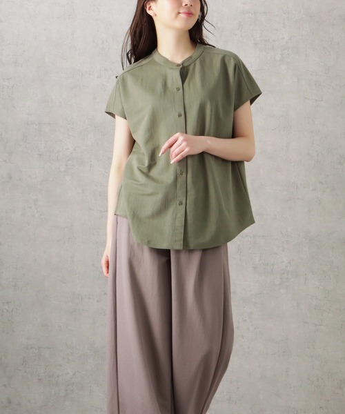 NAVY(ネイビー)の「SARARI 冷感前開き半袖シャツ(シャツ/ブラウス・レディース・ライトベージュ/ブラック/カーキ/ブルー/ホワイト・フリー)」の7枚目の写真