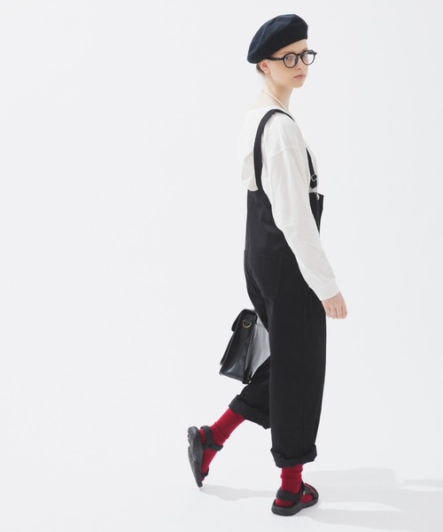 EDIT Gris（エディットグリ）の「【どんなトップスとも合わせやすい！】ポケット付きコットンツイルサロペット（サロペット/オーバーオール・レディース・ブラック/ナチュラル・FREE）」の8枚目の写真