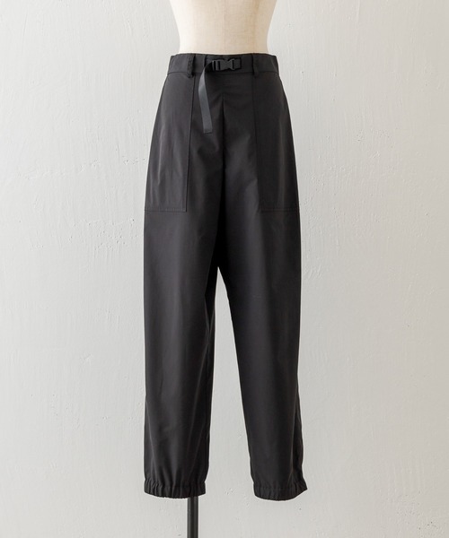 ear PAPILLONNER(イアパピヨネ)の「裾絞りパンツ【SUM1 STYLE(スミスタイル)】(その他パンツ・レディース・アイボリー/ブラック・FREE)」の13枚目の写真