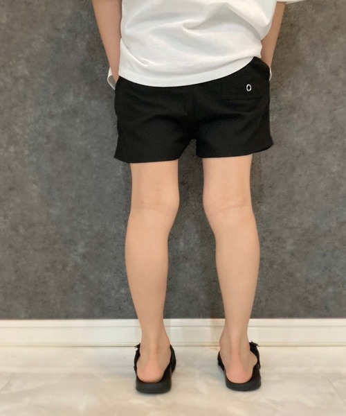 THE CASUAL（カジュアル）の「水陸両用　NEVSURFハーフパンツ（水着・キッズ・ダークネイビー/グリーン系その他/グレー系/ネイビー系/ネイビー系1/ブラック系/ブラック/グリーン系その他2/ブルー系/グリーン系/ダークパープル/ブルー系その他・150cm/130cm/160cm/140cm/110cm/120cm）」の15枚目の写真