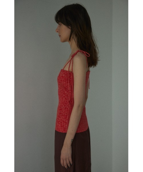 BLACK BY MOUSSY(ブラックバイマウジー)の「melange rib knit camisole(メランジリブニットキャミソール)(キャミソール・レディース・イエロー系その他/グリーン系その他/レッド系その他・FREE)」の21枚目の写真