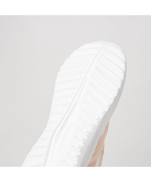 Reebok(リーボック)の「エネルゲン ラックス / ENERGEN LUX SA(スニーカー・レディース・ブラック/ブルー/ライトグレー/ベビーピンク/グレー/ホワイト/ブラック×ブラック・22.5cm/23.0cm/24.5cm/25.5cm/23.5cm/24.0cm/25.0cm/22.0cm/26.0cm)」の17枚目の写真