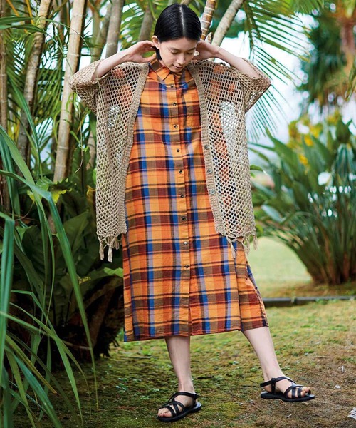 Sunny clouds（サニークラウズ）の「サニークラウズ　揺れるハンモックカーディガン〈レディース〉（カーディガン/ボレロ・レディース・ベージュ・MEDIUM/LARGE/X-LARGE）」の4枚目の写真