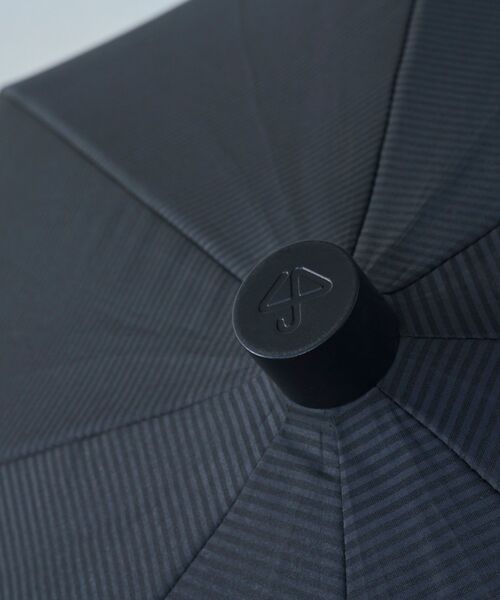 BRUNO（ブルーノ）の「FABRIC CANOPY（長傘・レディース・ブラック/ホワイト・ﾌﾘ-）」の6枚目の写真