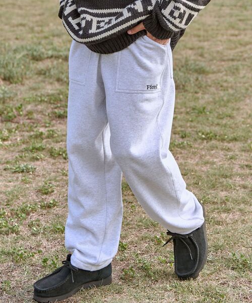 FFEIN（フェイン）の「【FFEIN(フェイン)】 裏起毛ベイカーパンツ/ スウェット ドローコード（スウェットパンツ・メンズ・ブラック/オフホワイト・MEDIUM/SMALL/LARGE）」の2枚目の写真