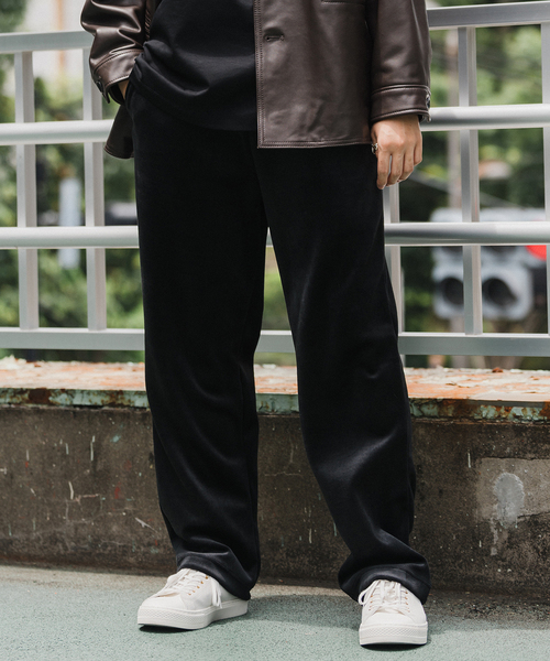 EDIFICE(エディフィス)の「ベロア トラックパンツ(その他パンツ・メンズ・ブラック/ネイビー・SMALL/LARGE/MEDIUM)」の15枚目の写真