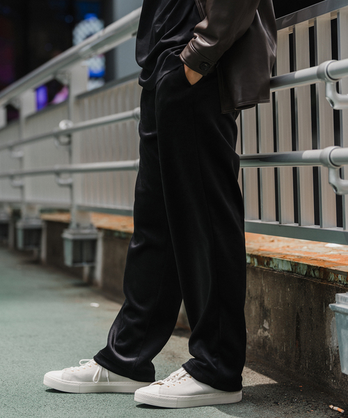EDIFICE(エディフィス)の「ベロア トラックパンツ(その他パンツ・メンズ・ブラック/ネイビー・SMALL/LARGE/MEDIUM)」の16枚目の写真