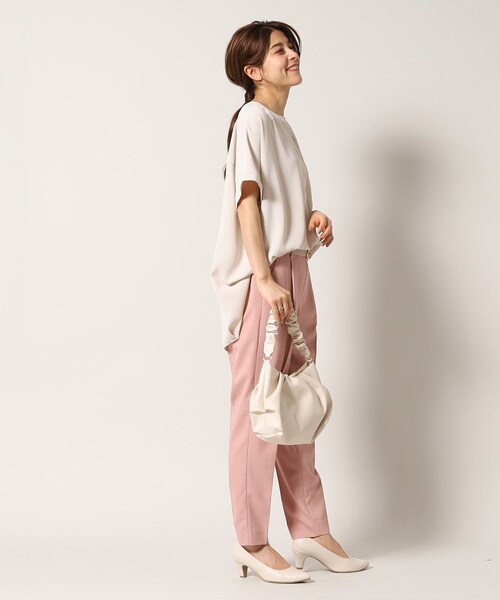SHOO・LA・RUE(シューラルー)の「◆【接触冷感/イージーケア】さらさらぷるん ヘンリーネックブラウス(シャツ/ブラウス・レディース・ネイビー系6/ライトオレンジ系/ブラウン系その他/ナチュラル/カーキ/ブラック・00)」の21枚目の写真