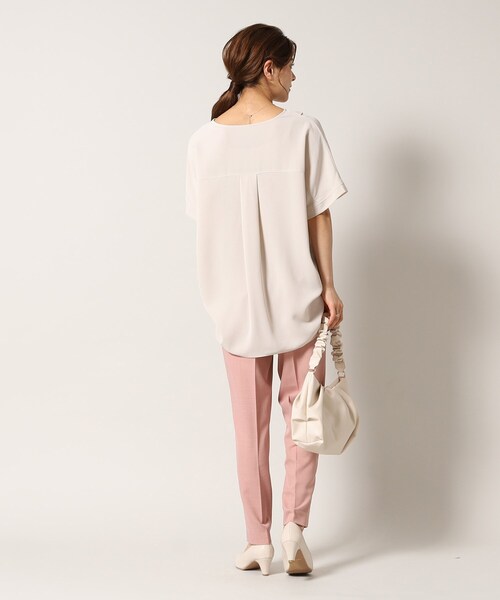 SHOO・LA・RUE(シューラルー)の「◆【接触冷感/イージーケア】さらさらぷるん ヘンリーネックブラウス(シャツ/ブラウス・レディース・ネイビー系6/ライトオレンジ系/ブラウン系その他/ナチュラル/カーキ/ブラック・00)」の22枚目の写真