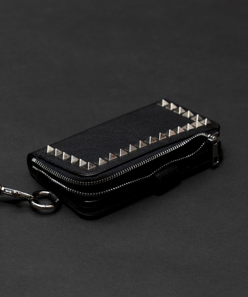 MAISON SPECIAL iPhone15用ケース メタリック 新品 未使用 UNISEX》Studs iPhone Case for 13/14/15/15ProスタッズiPhone