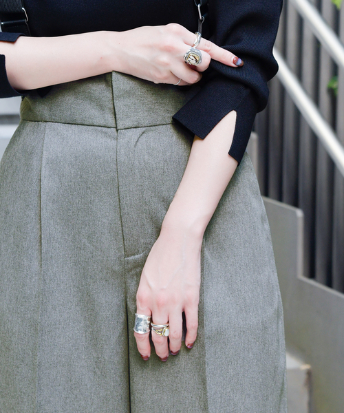 B.C STOCK（ベーセーストック）の「サスペンダー付きタックトラウザー（スラックス・レディース・ブラウン/チャコールグレー・FREE）」の12枚目の写真