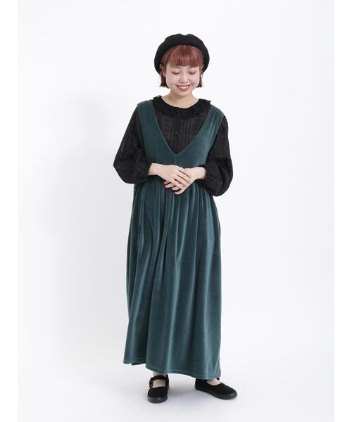 Samansa Mos2（サマンサ モスモス）の「前後着カットベロアノースリワンピース（ワンピース・レディース・ベージュ/ブラック/グリーン・F）」の4枚目の写真