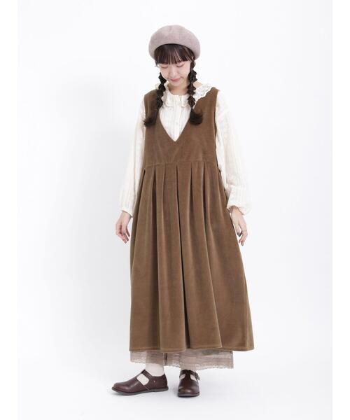 Samansa Mos2（サマンサ モスモス）の「前後着カットベロアノースリ