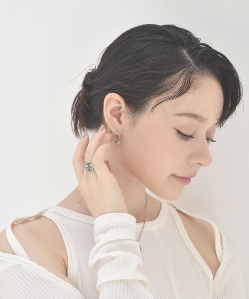LHME(エルエイチエムイー)の「【WEB限定】”Aqua”サークルピアス/サージカルステンレス(金属アレルギー対応)【LHME / エルエイチエムイー】(ピアス(両耳用)・レディース・シルバー/ゴールド・ONE SIZE)」の14枚目の写真