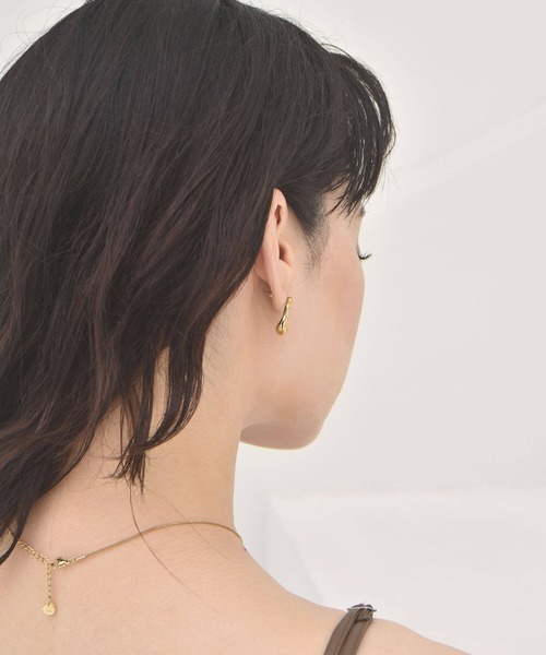 LHME(エルエイチエムイー)の「【WEB限定】”Aqua”サークルピアス/サージカルステンレス(金属アレルギー対応)【LHME / エルエイチエムイー】(ピアス(両耳用)・レディース・シルバー/ゴールド・ONE SIZE)」の16枚目の写真