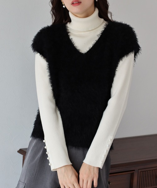 BLUEEAST（ブルーイースト）の「ぽこぽこVネックシャギーニットベスト（ベスト・レディース・グレー/ブラック/オフホワイト・MEDIUM）」の2枚目の写真